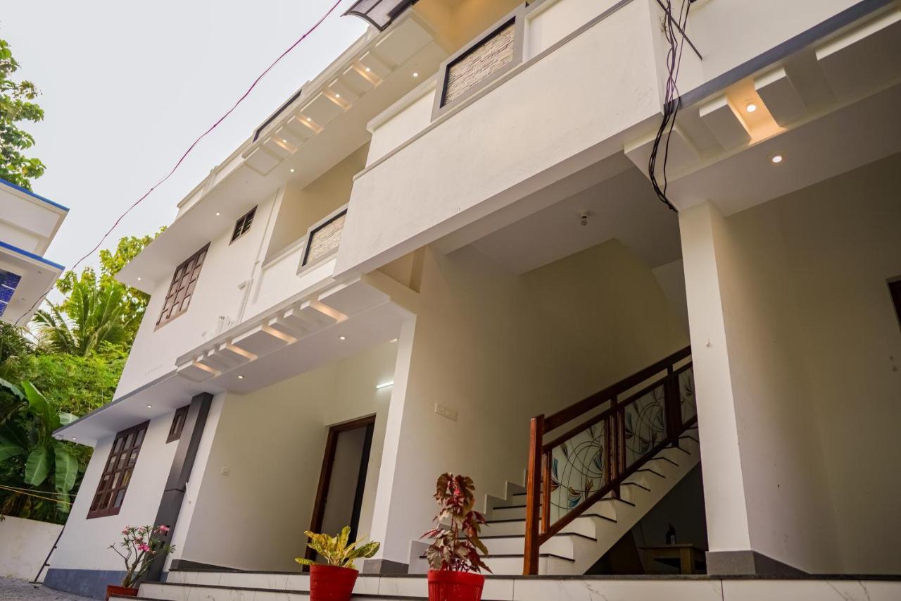 Hostal Shimano Square Varkala Exterior foto