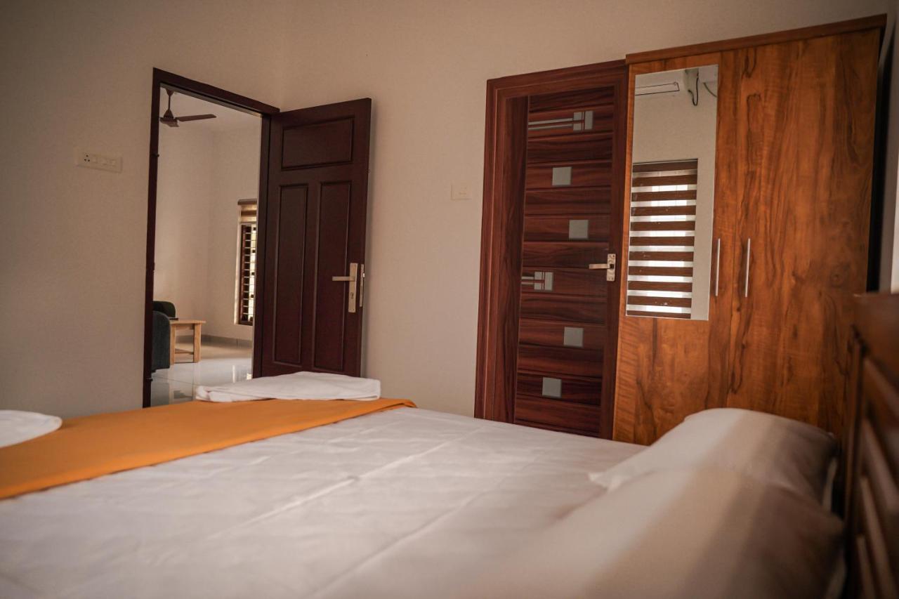 Hostal Shimano Square Varkala Exterior foto