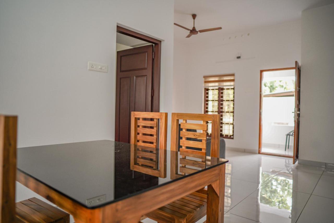 Hostal Shimano Square Varkala Exterior foto